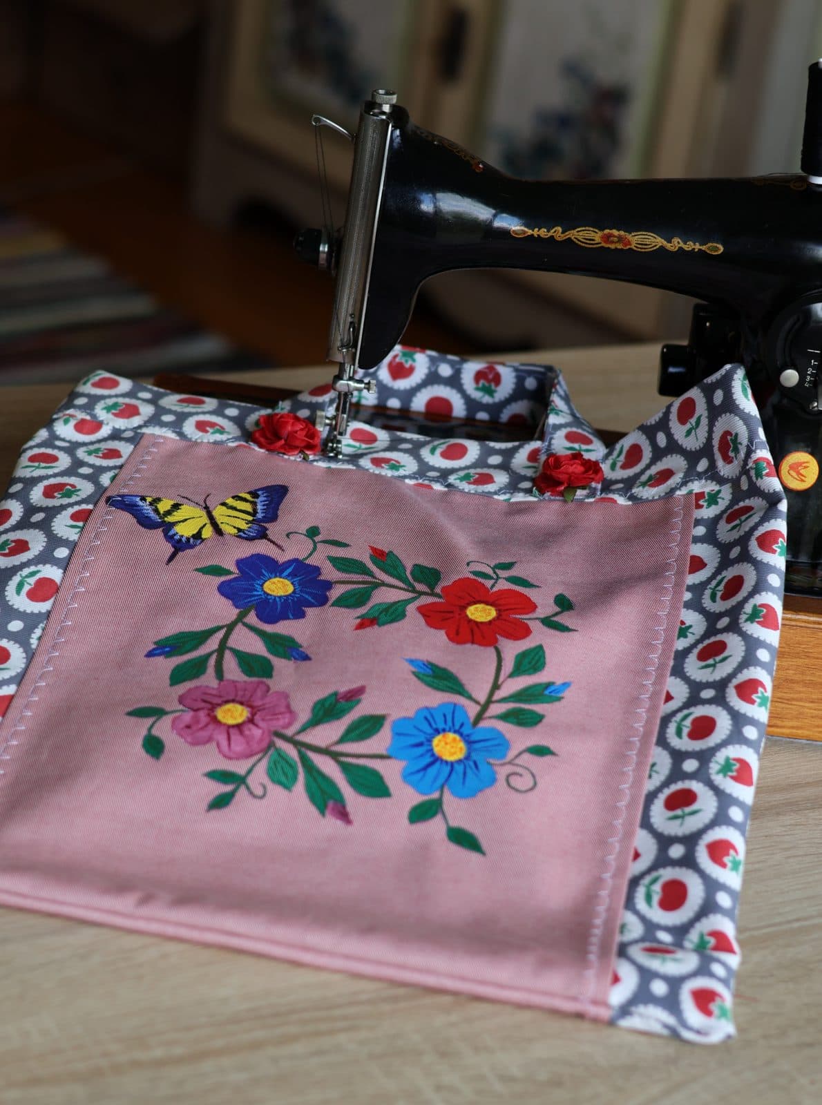 Sacosa pictata ”Bohemian 4” 3